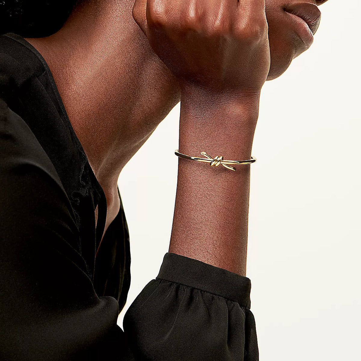 Tiffany Knot Wire Bangle in Yellow Gold